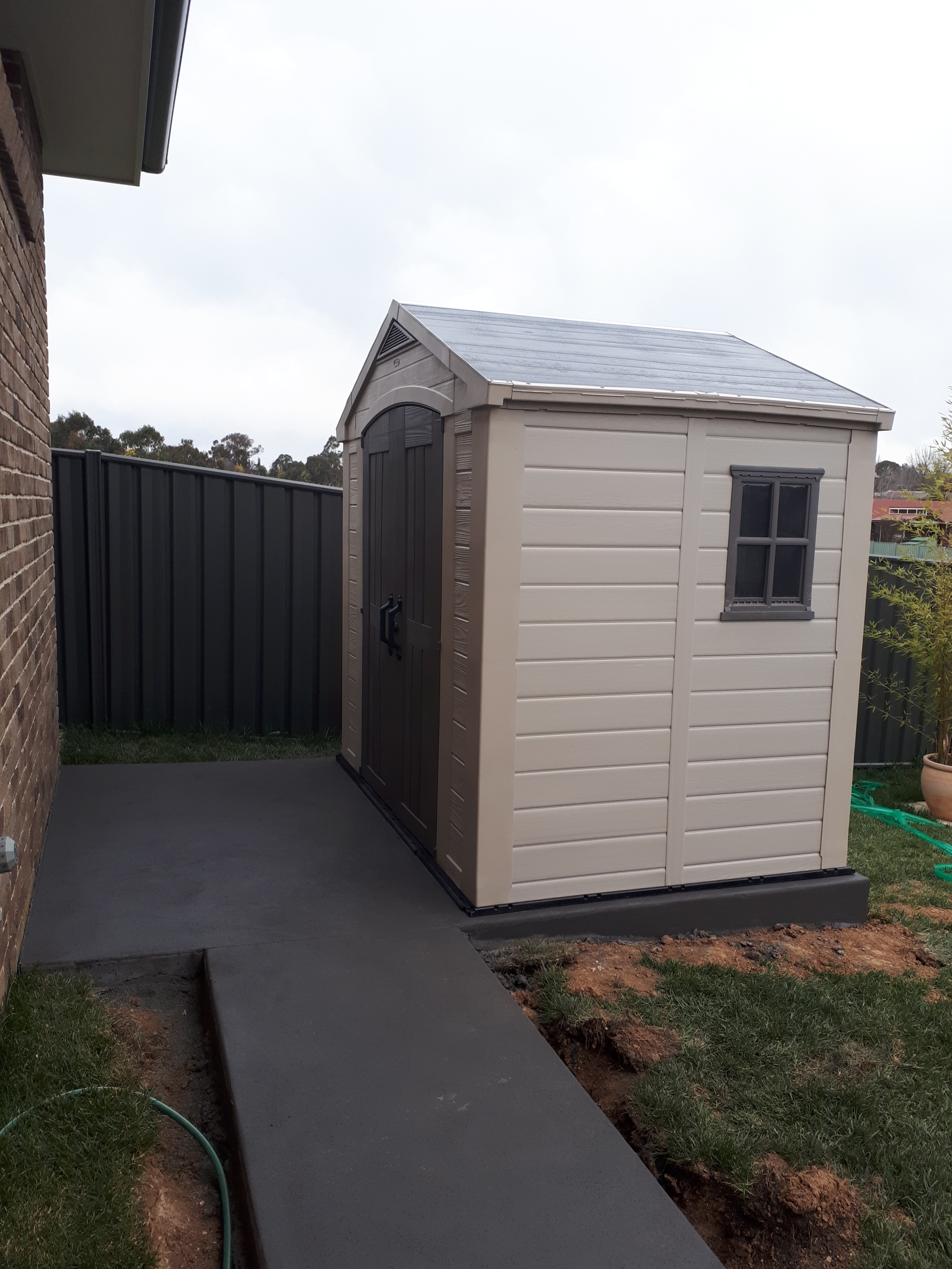 KETER FACTOR 8'x6' SHED 2.6mx1.8m