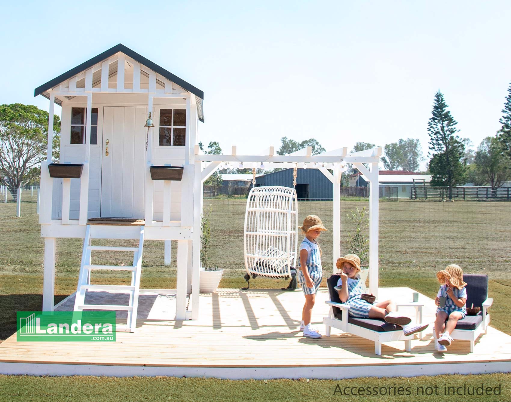 STILLA CEDAR HIDEOUT TOWER CUBBY