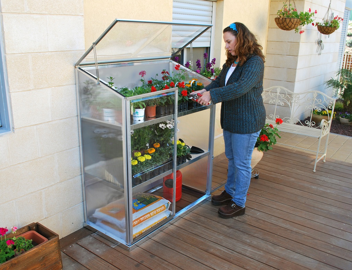 Grow-Station-2.jpg