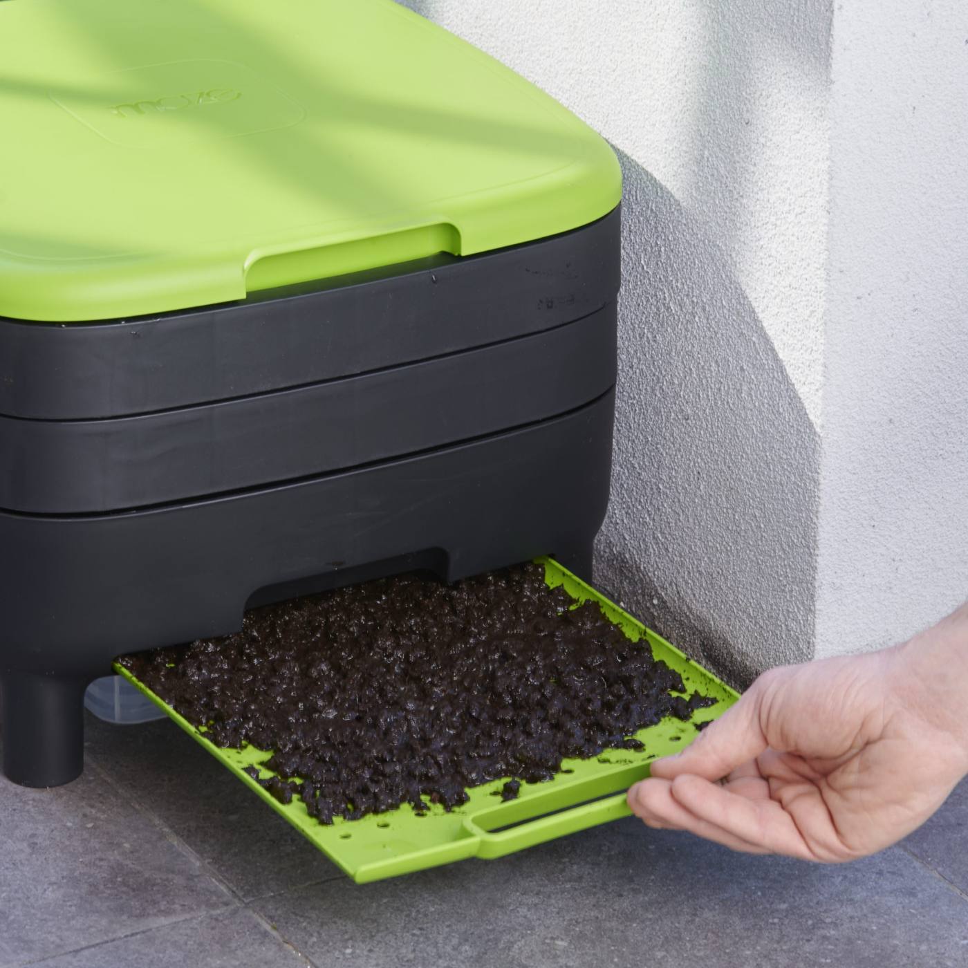 Worm-Farm-Image-2-scaled-1.jpg