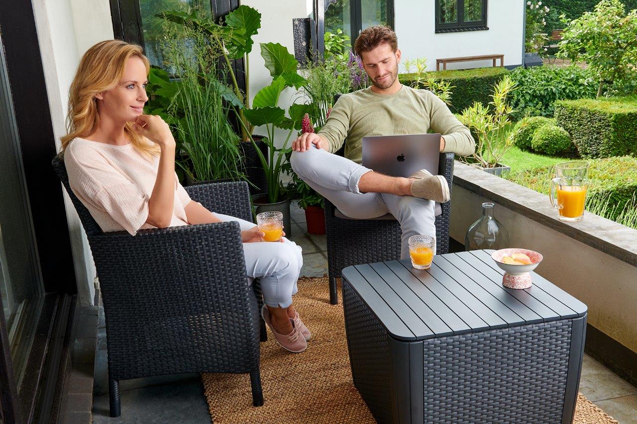 HR_Iowa_LuzonXL_balcony_graphite4.jpg