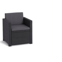 Victoria_-_Monaco_chair_front.jpg
