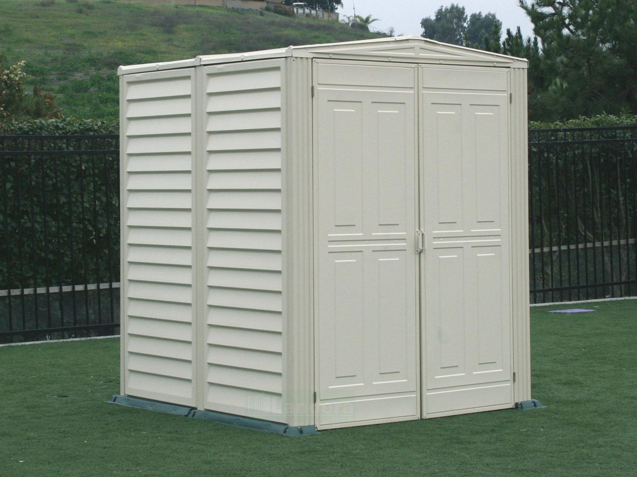 DURAMAX 5'x5' GARDEN SHED 1.6Mx1.6M